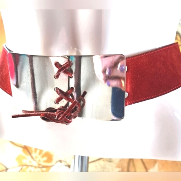 Vtg Lace Up JEWEL CASE Red Suede Leather Silver Cross Tie Easy Back Closure Belt - Picture 3 of 16